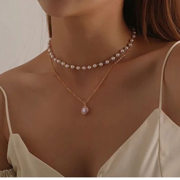 🔅🆕🔅 Darling Pearl Set in Gold Tone Double Layered Necklace ✨ - Picture 1 of 8